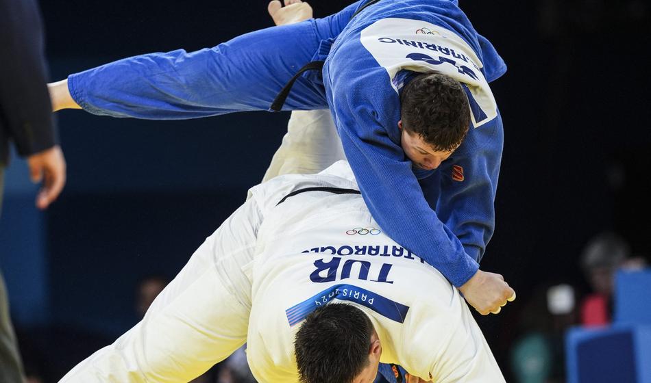 Aljaž Sedej brez dlake na jeziku: Mlade preveč ujčkamo