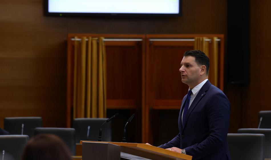 Glasovanje o razrešitvi Stevanovića končano, tak je rezultat