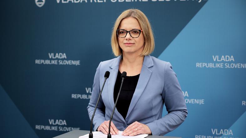 Sanja Ajanović Hovnik