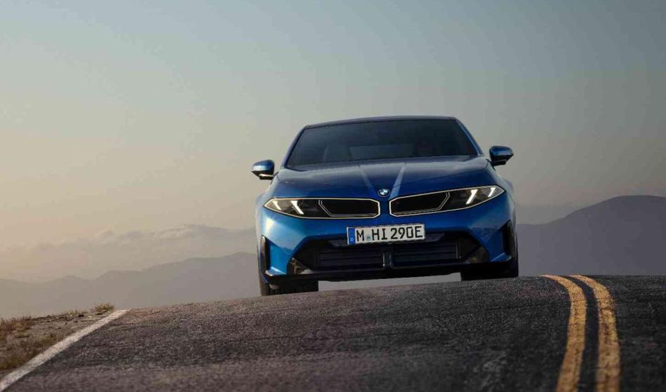 BMW predstavil klasično osmo generacijo BMW serije 3, brez dizla