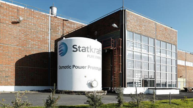 Uradnega odprtja elektrarne se je poleg energetskega ministra udeležila tudi pri