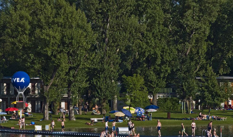 39-letnik umrl pred očmi žene in otrok, nato sledila še ena tragedija