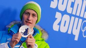 Peter Prevc Soči 2014 srebrna kolajna medalja podelitev mala skakalnica