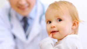 dojenček zdravnik pediater