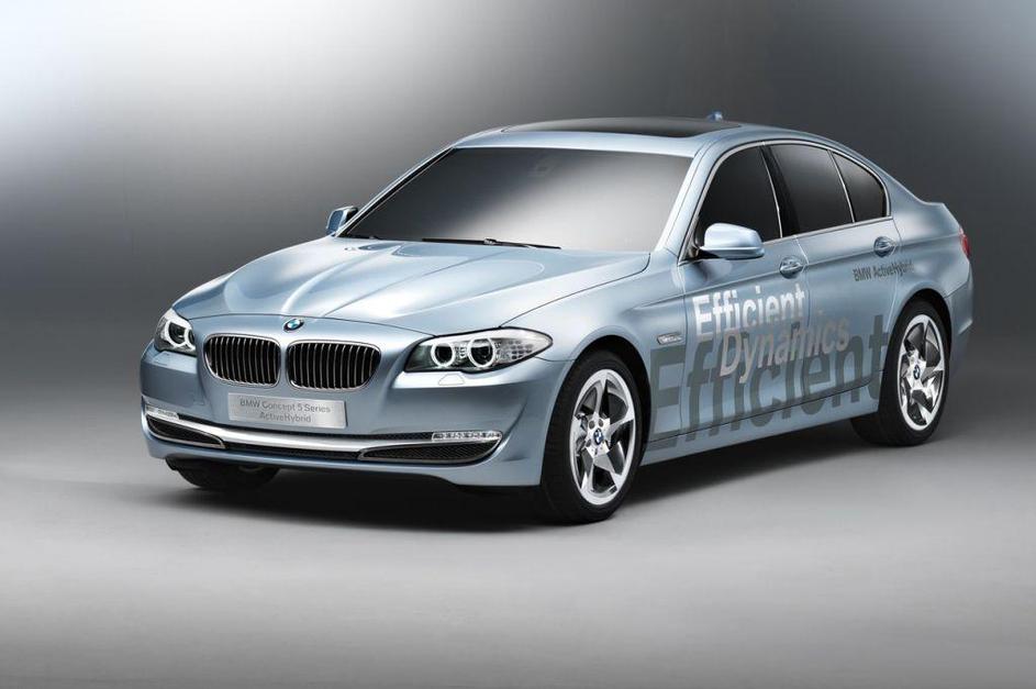 Tehnologija BMW ActiveHybrid ponuja inteligentno interakcijo motorja z notranjim