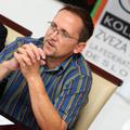 Selektor Martin Hvastja pričakuje zaostanek okoli štirih minut.
