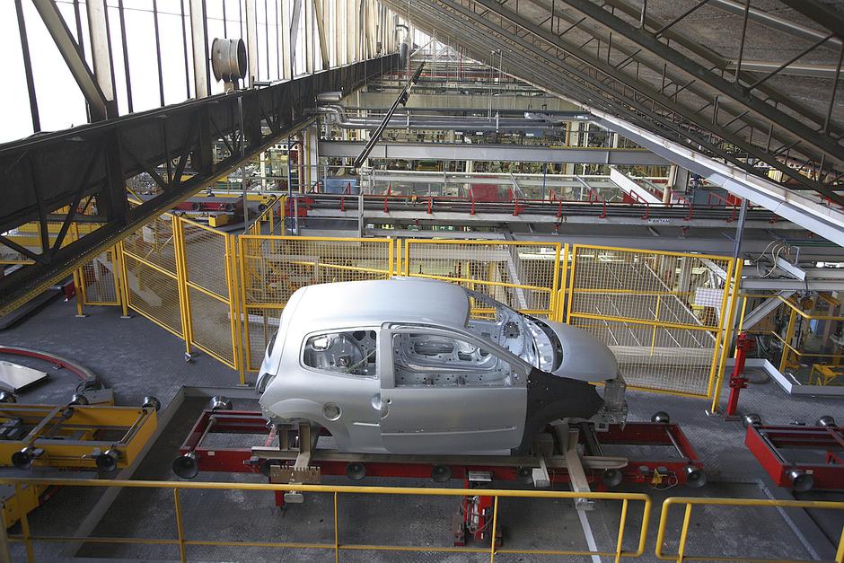 Revozova tovarna v Novem mestu | Avtor: Revoz