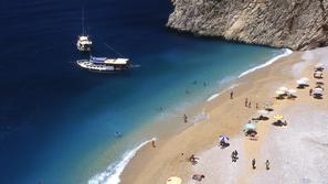 Turške plaže so že maja pripravljene na kopalce. (Foto: Shutterstock)