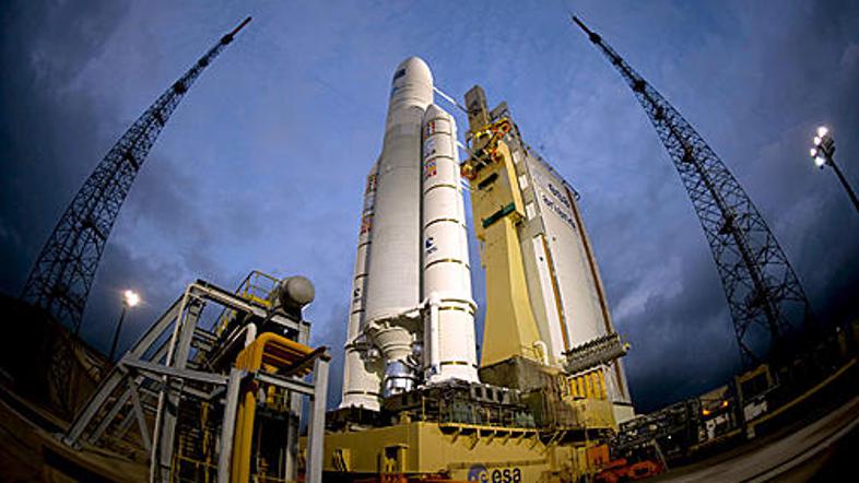 Raketo z največjo nosilnostjo doslej so izstrelili proti mednarodni vesoljski po