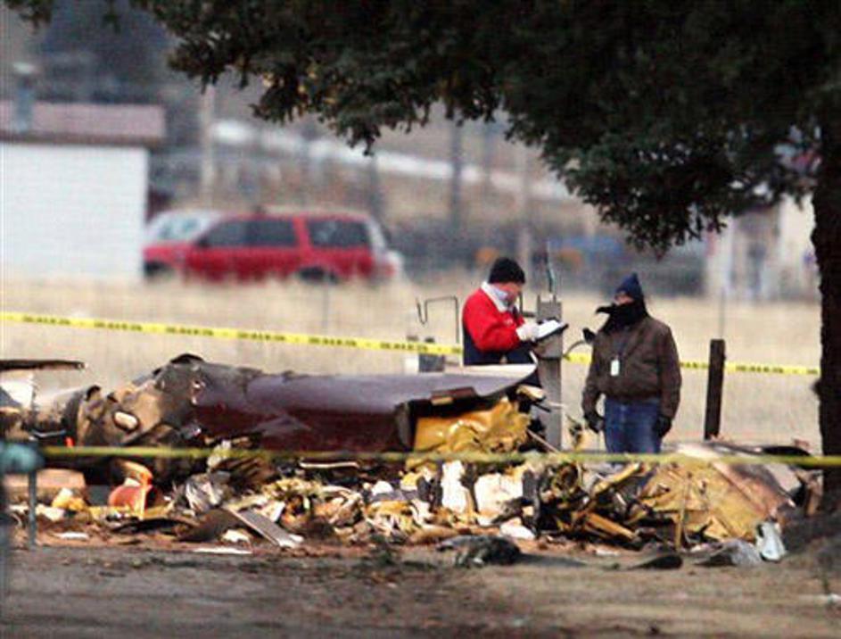 Na kraju nesreče v Montani so preiskovalci ameriške Zvezne uprave za zračni prom