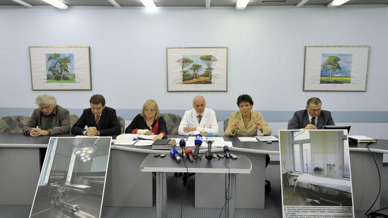 Tiskovna konferenca na UKC