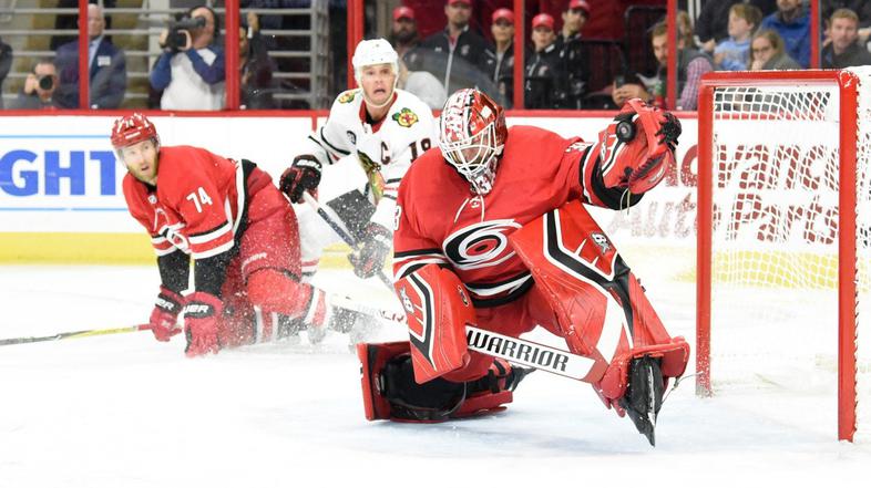 Hurricanes Blackhawks