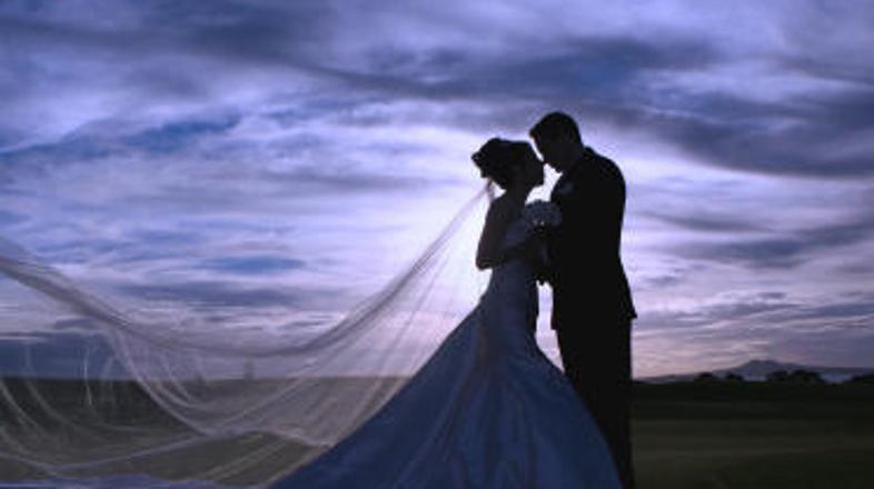 Haylie se je pripravljala na najlepši dan svojega življenja, a je odkrila zaroče