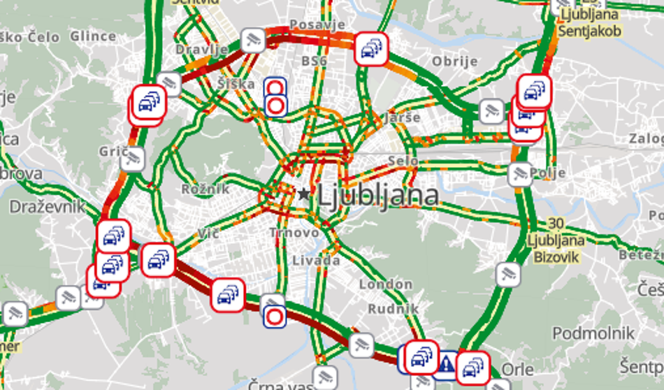 Prometni kolaps v Ljubljani: Vse je rdeče!