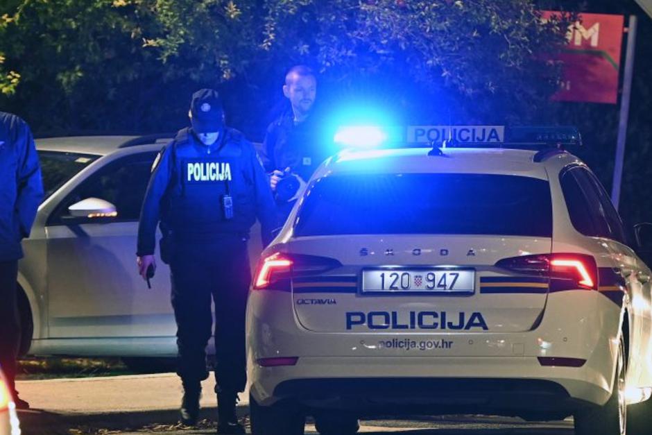 policija Sisak streljanje | Avtor: Reševalni pas/Twitter