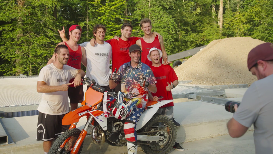 Dunking Devils in Travis Pastrana | Avtor: Dunking Devils Squad