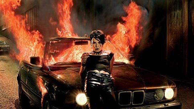 V ZDA je bila premiera filma julija 2010. Prodali so ga v več kot 30 držav, kjer