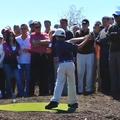 Dvanajstletnik je na odprtju igrišča za golf zasenčil samega Tigerja Woodsa.