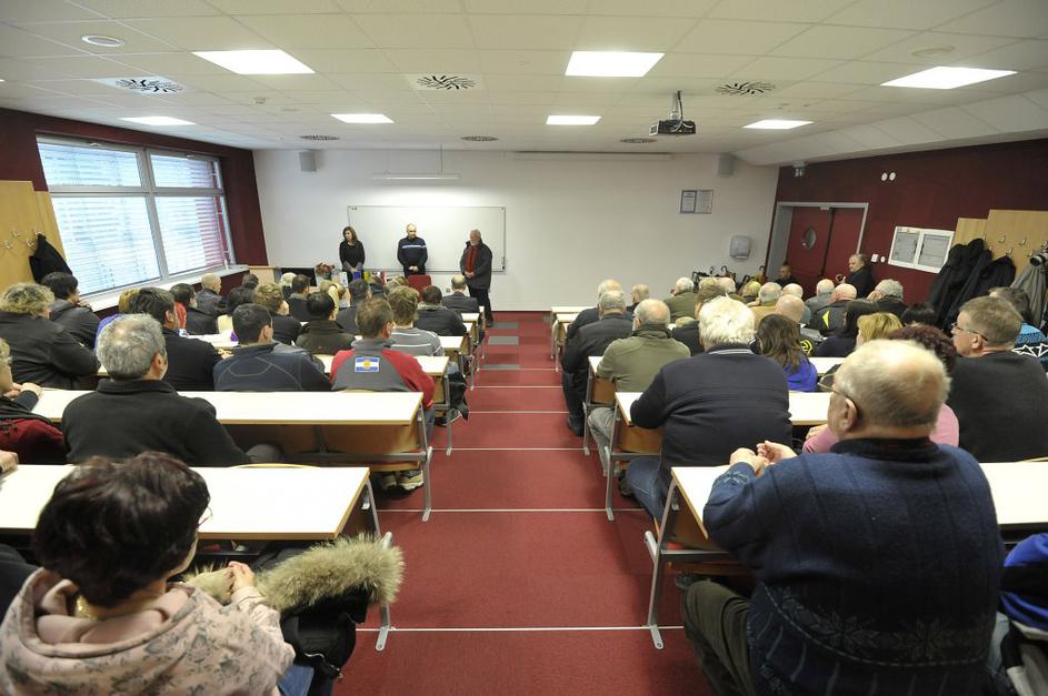 žalna seja boris strel dvorana poden