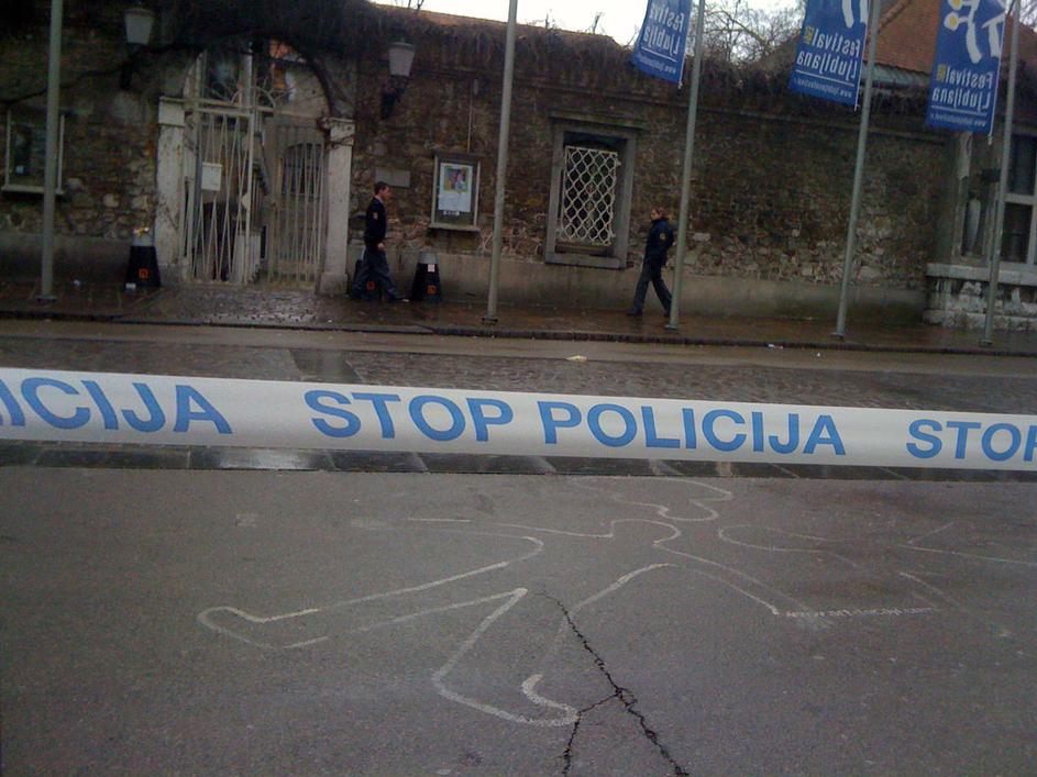 evakuacija šola rešilec policija