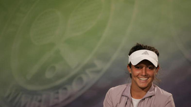 V Avstraliji rojena Laura Robson, ki je januarja dopolnila 15 let, danes živi v 
