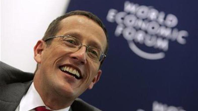 CNN novinar Richard Quest bo moral na zdravljenje zaradi jemanja amfetaminov.