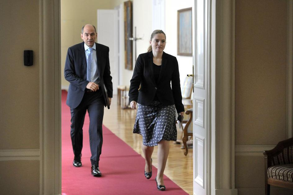 Sestanek predsednikov parlamentarnih strank.