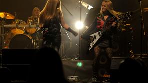 Na študentskem rock odru je prva nastopila zasedba Hellcats. (Foto: Anže Petkovš