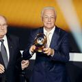 Blatter Beckenbauer zlata žoga podelitev nagrada priznanje Zürich