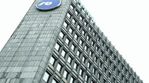 NLB s težavami zaradi poslovanja v Srbiji. (Foto: Dejan Mijović)