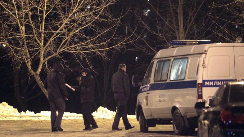 Moški se je razstrelil pred diskontno trgovino v Moskvi. (Foto: Reuters)