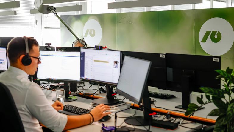 NLB Kontaktni center