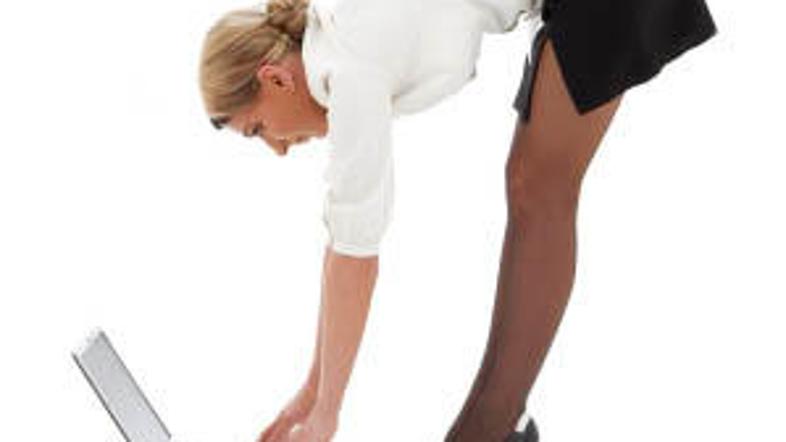 Če se takole raztezate, pazite, kdo je za vami ...