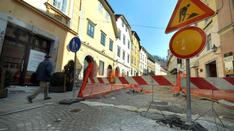 ljubljana 09.03.11, Gornji trg, gradbisce, obnova kanalizacije, obnovitvena dela