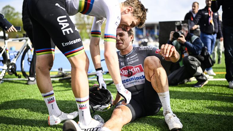 Tadej Pogačar in Jasper Philipsen