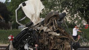 nesre%C4%8Da, prometna nesre%C4%8Da, Notranje Gorice, vlak, kombi, smrtna nesre%