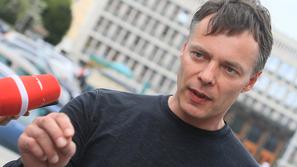 “Ne želim komentirati,” je bil bivši minister Gerkeš skop na vprašanje, ali ga j