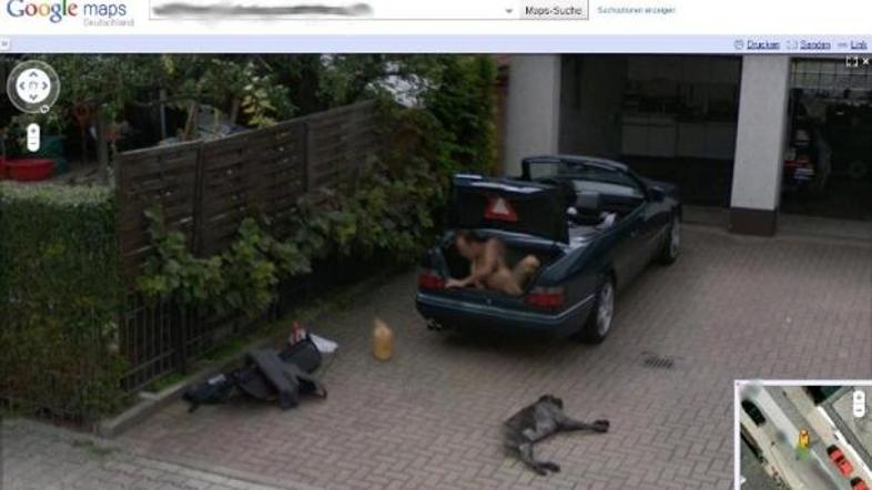 Nemci se sprašujejo, ali gre za šalo ali ugrabitev. (Foto: Google Street View)