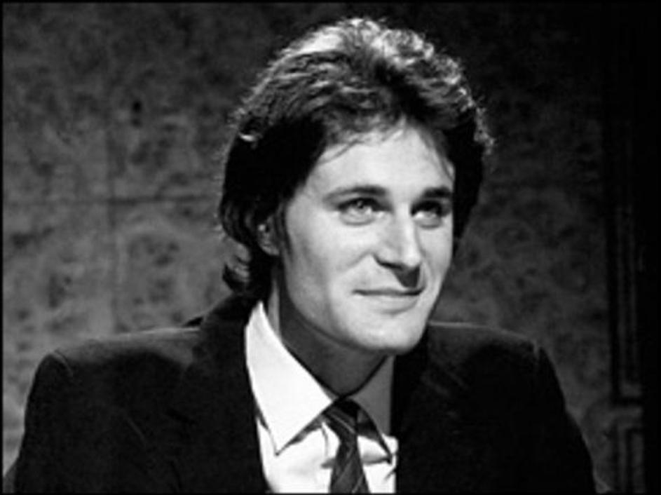 Charles Rocket, znan tudi po vlogi v filmu Butec in butec, si je leta 2005 prere