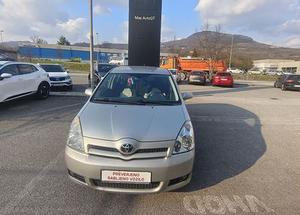 Toyota Corolla Verso 2.0 D4-D Terra  5 