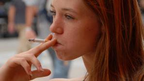 Največ mladih kadilcev je v Bolgariji (31 odstotkov), najmanj pa na Švedskem in 