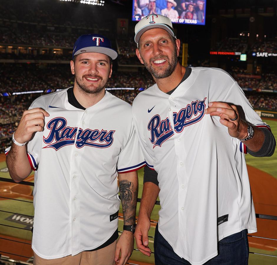 Luka Dončić in Dirk Nowitzki na tekmi Texas Rangers | Avtor: Twitter