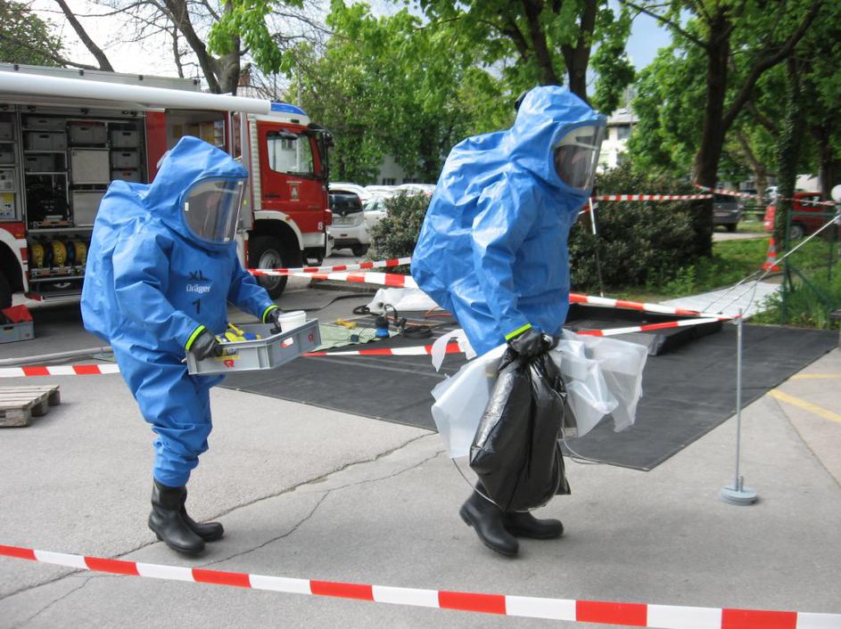 Intervencija na Povšetovi ulici