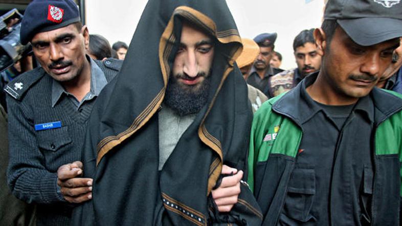 Poleg Raufa pa so bili med napadom na neko hišo na severozahodu Pakistana ubiti 