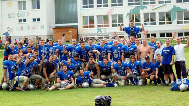 Ljubljana Silverhawks po zmagi nad graškimi Gladiators z 39:0