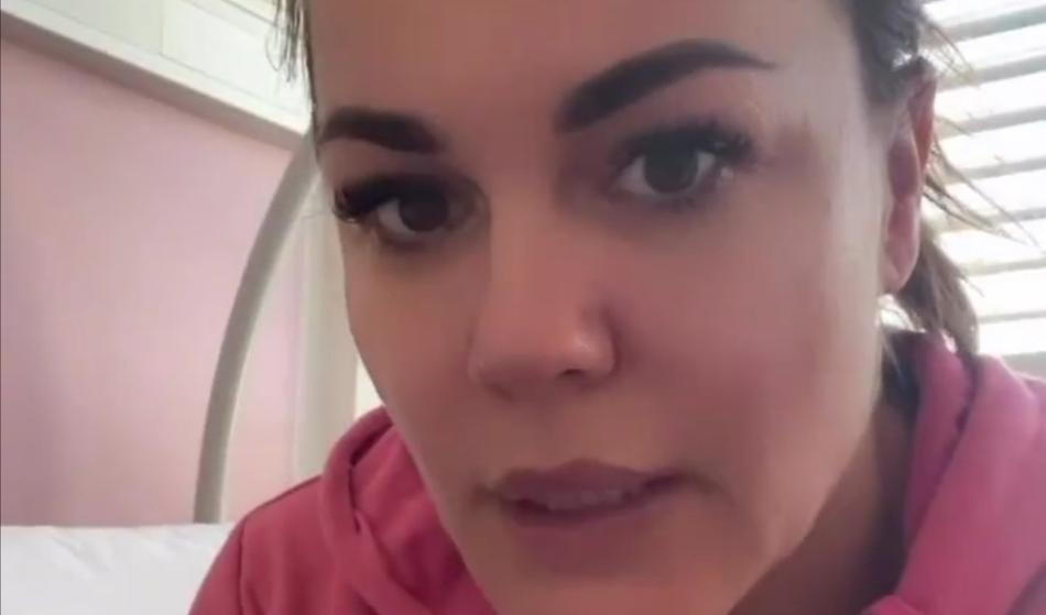 Rebeka Dremelj odpovedala nastop, pristala na urgenci