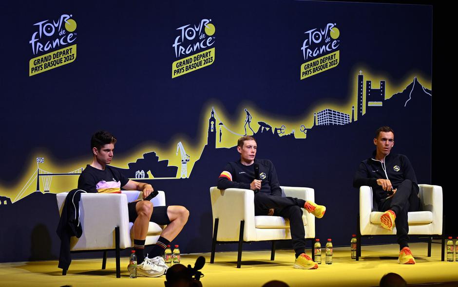 Jonas Vingegaard in Wout van Aert | Avtor: Profimedia