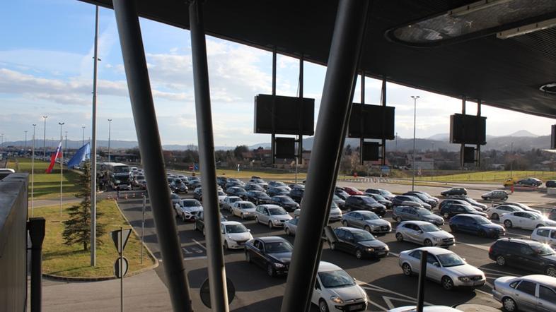 mejni prehod kontrola policija Obrežje