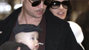 Brad Pitt in Angelina Jolie imata stroge zahteve za varuške svojih otrok. (Foto: