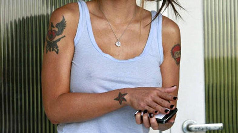 Ali Tila loči med domišljijo in resničnostjo? (Foto: Flynet)